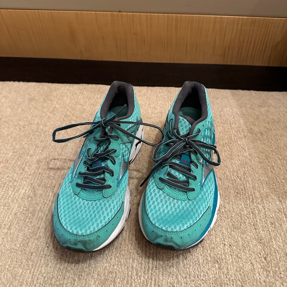 Mizuno Teal Green Sneakers